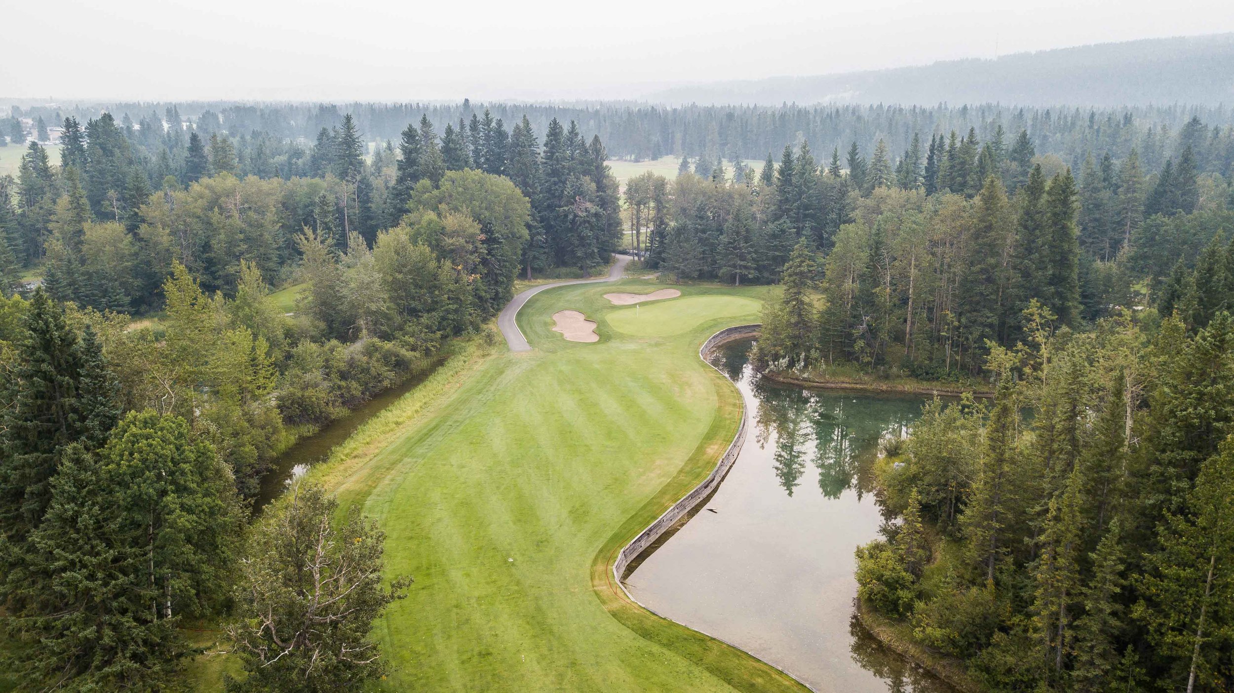 Canmor Golf & Curling1-14.jpg