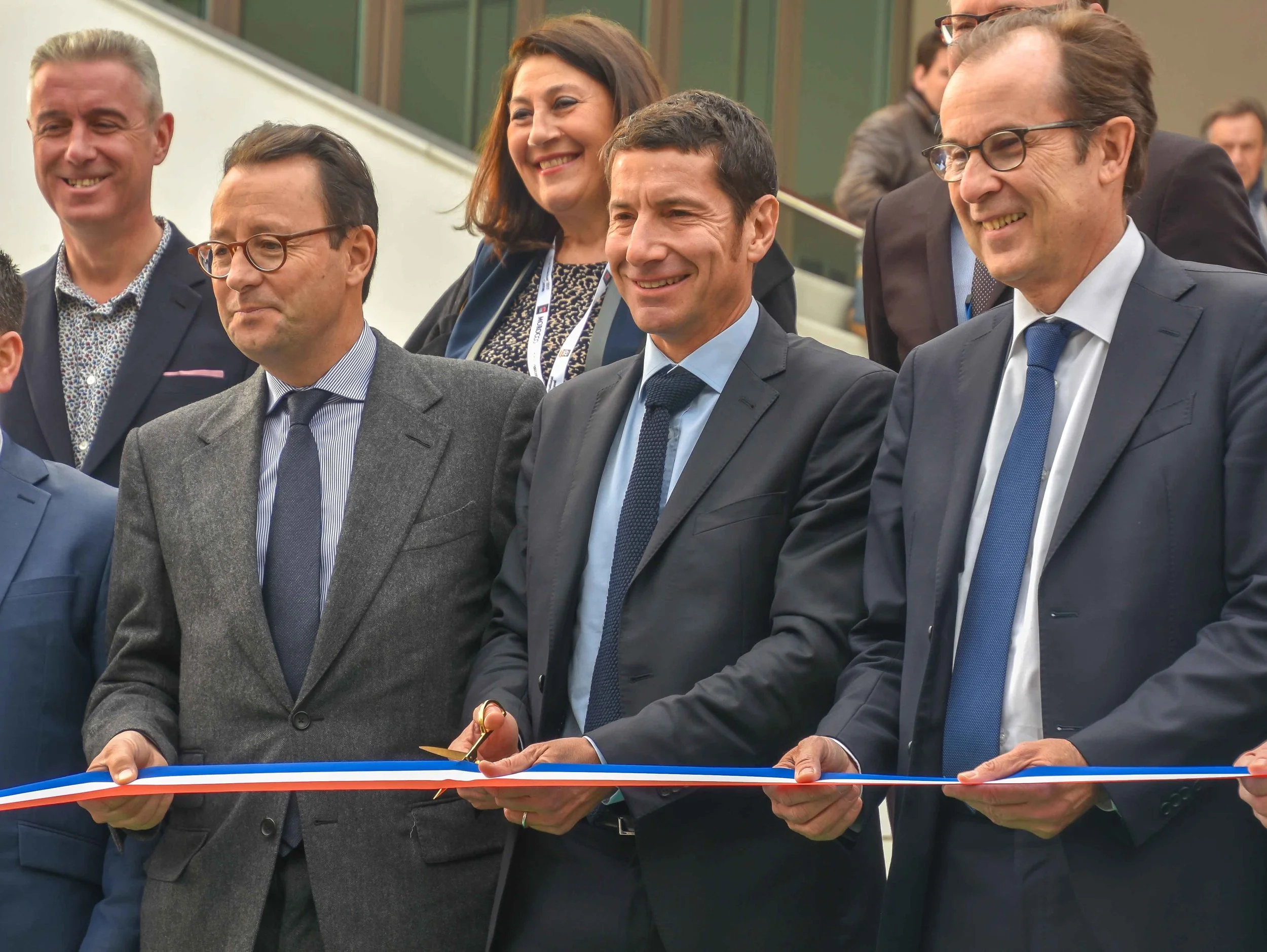 The Mayor of Cannes, David Lisnard, kicks things off with a ribbon cutting.