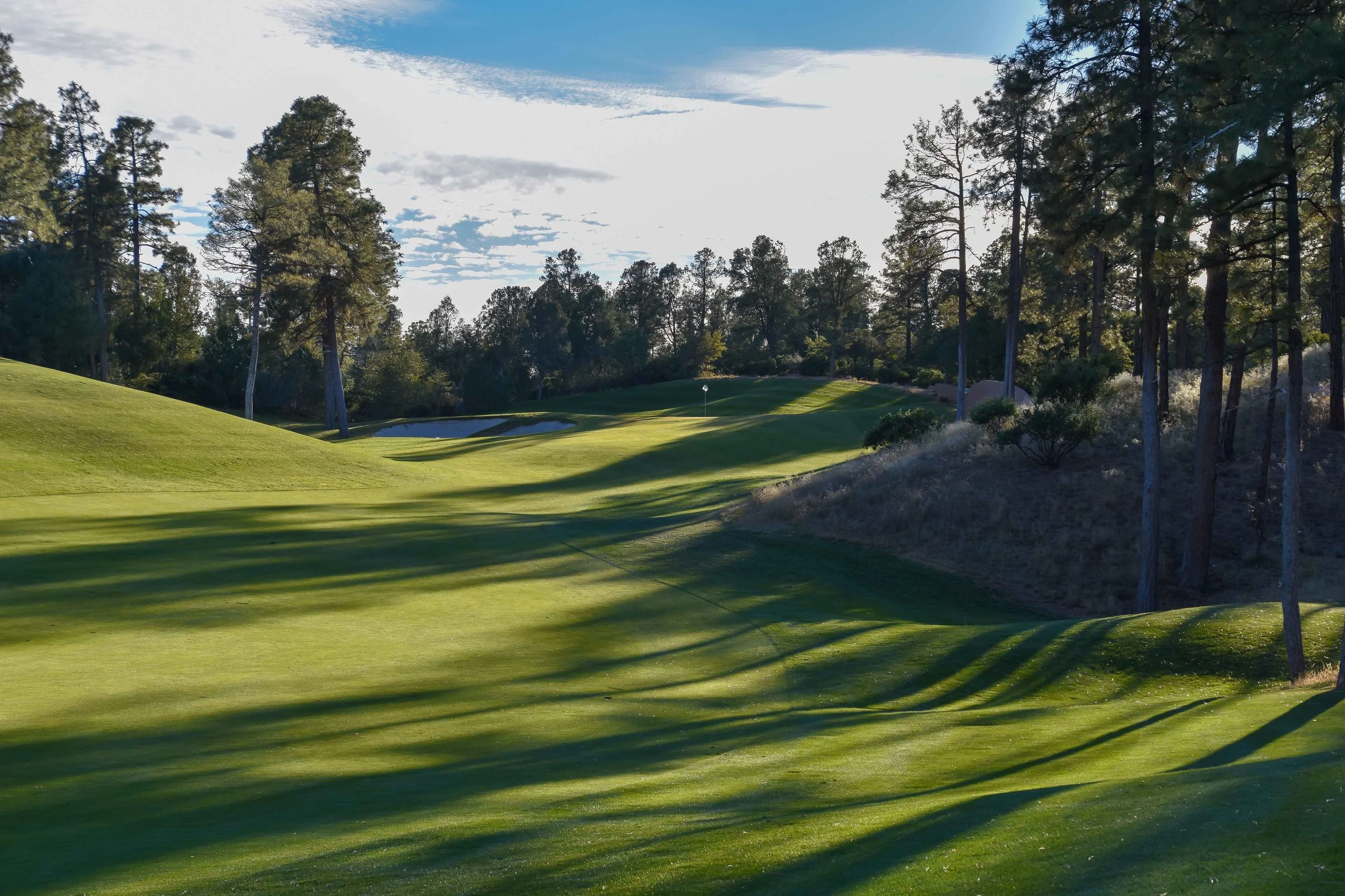 The 2nd hole at The Rim is a tough and beautiful challenge.