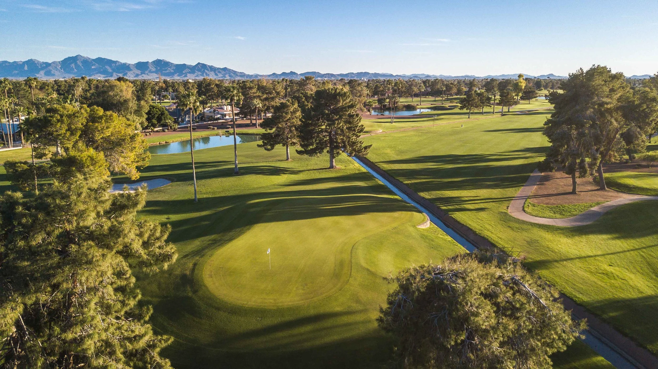 The Gold course’s golf moat is one of my favorite features on the property.