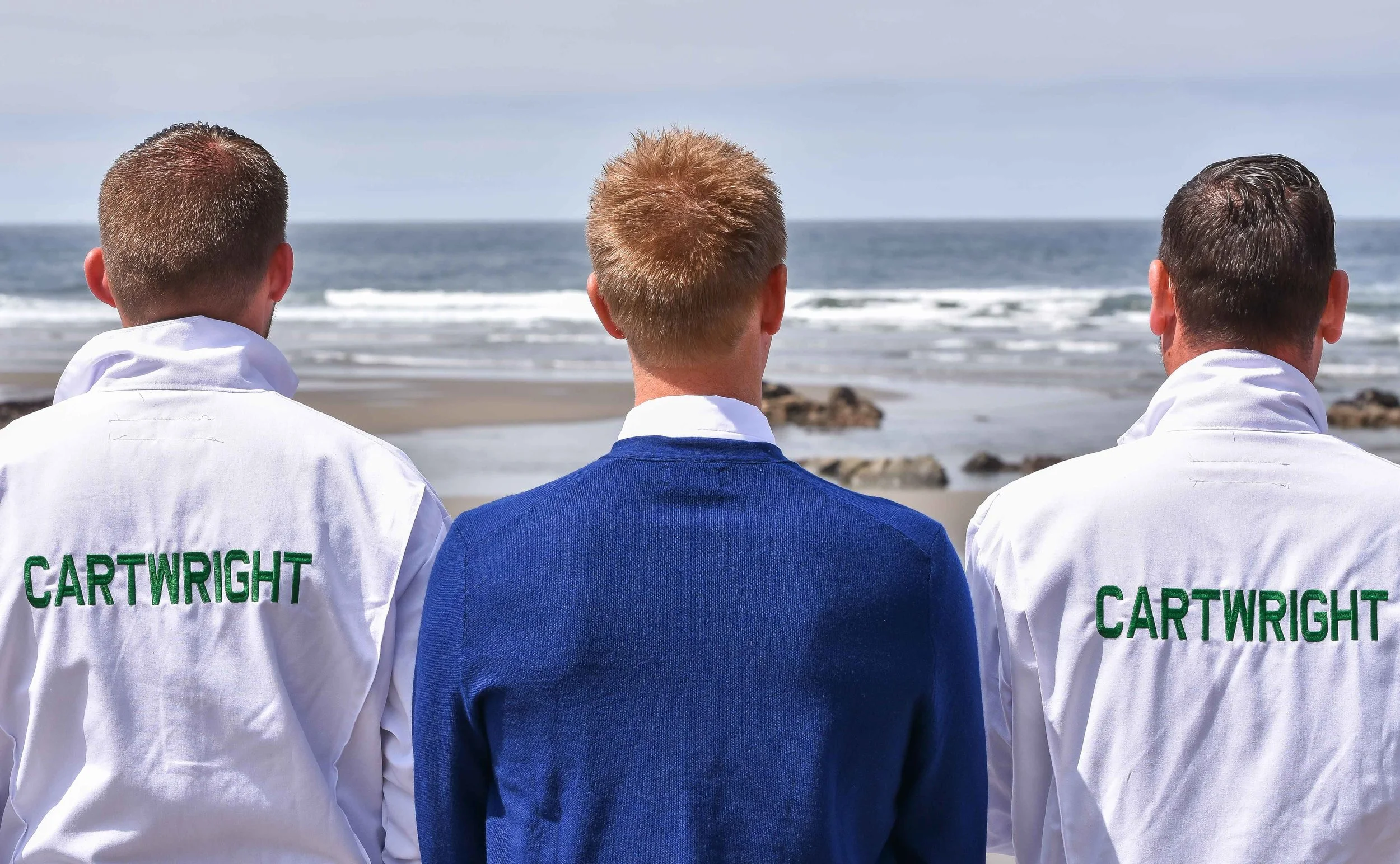 Keeping with the golf theme Jimmy’s groomsmen and best man were outfitted in caddie attire.