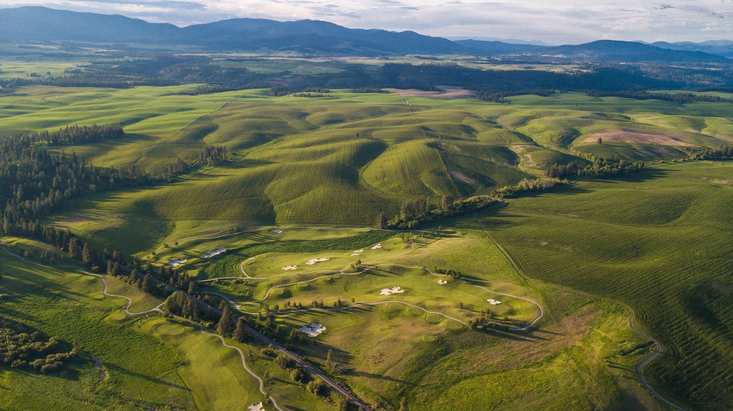 Holes 2-5 at Circling Raven take place on the other side of the tracks.