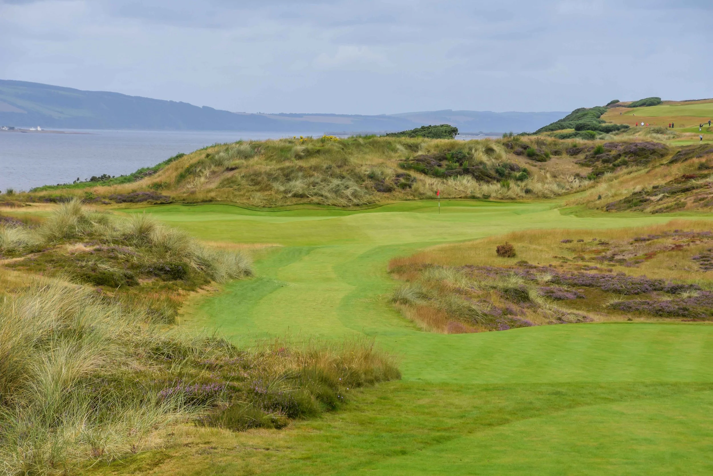 The par 3 8th hole at Castle Stuart