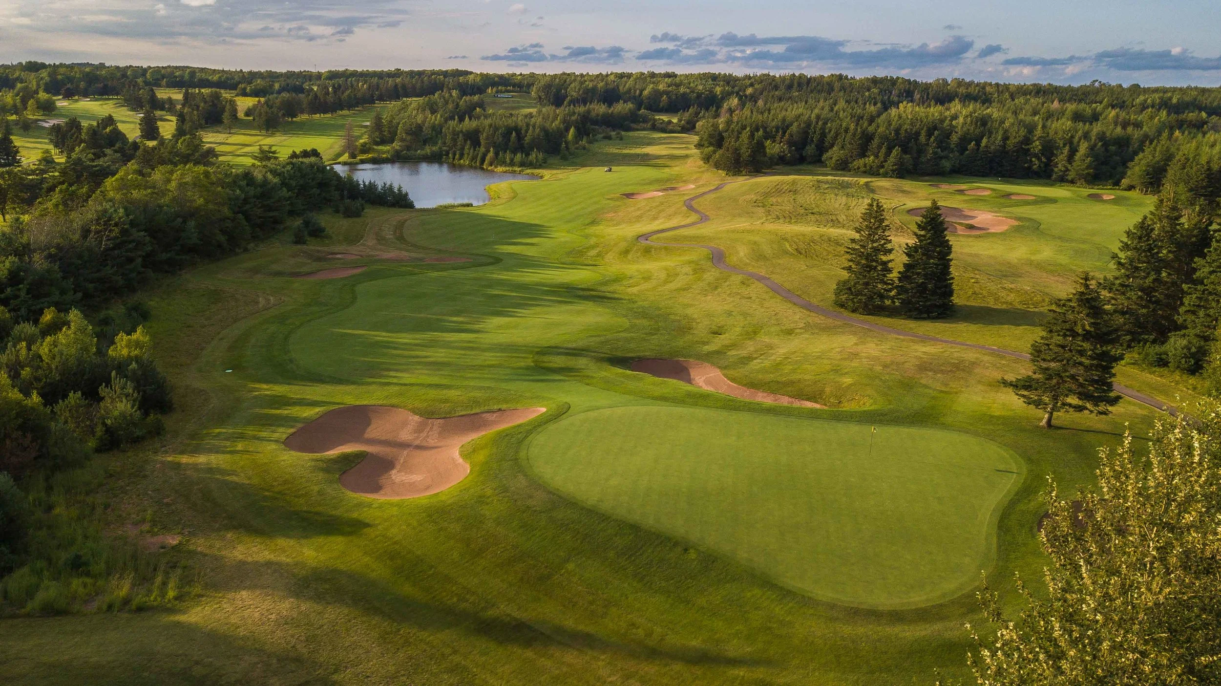The finishing hole on Dundarave.