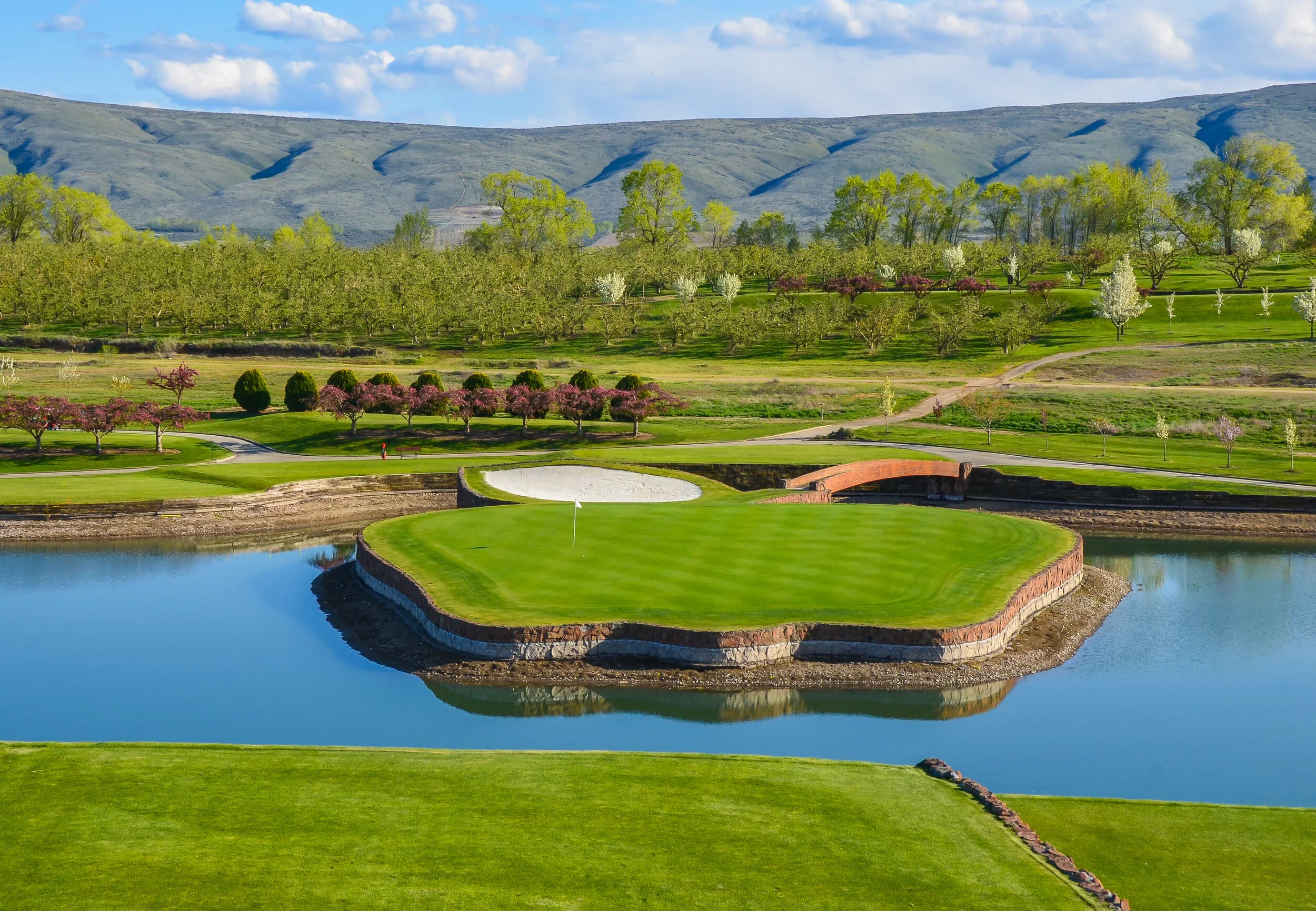 Apple Tree Golf Resort1.jpg