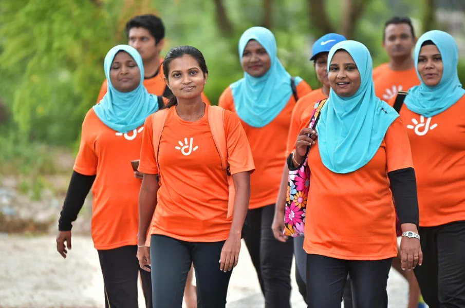 Dhiraagu_Template_Uniforms.jpg