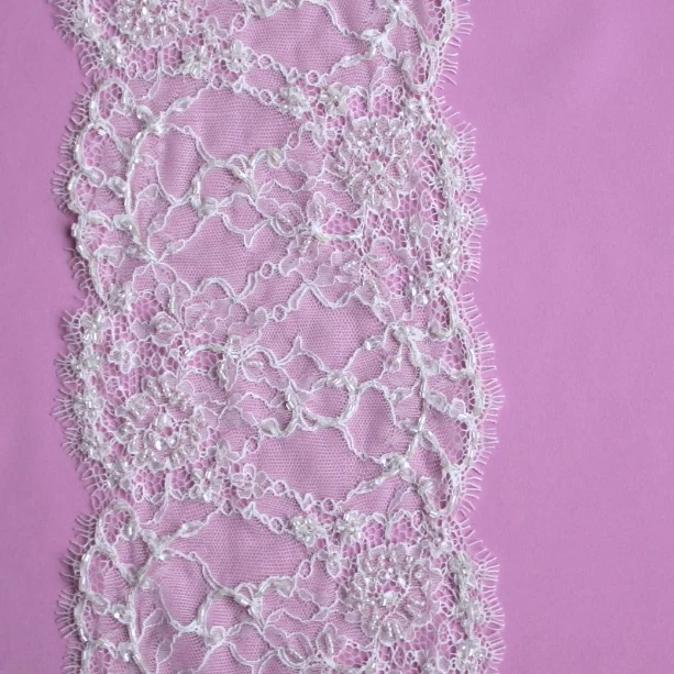 lace trim.jpg