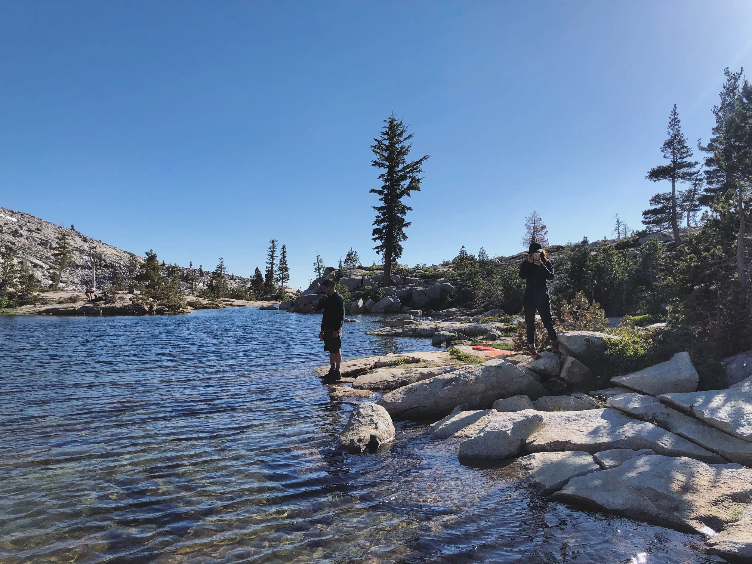 treking into the desolation wilderness