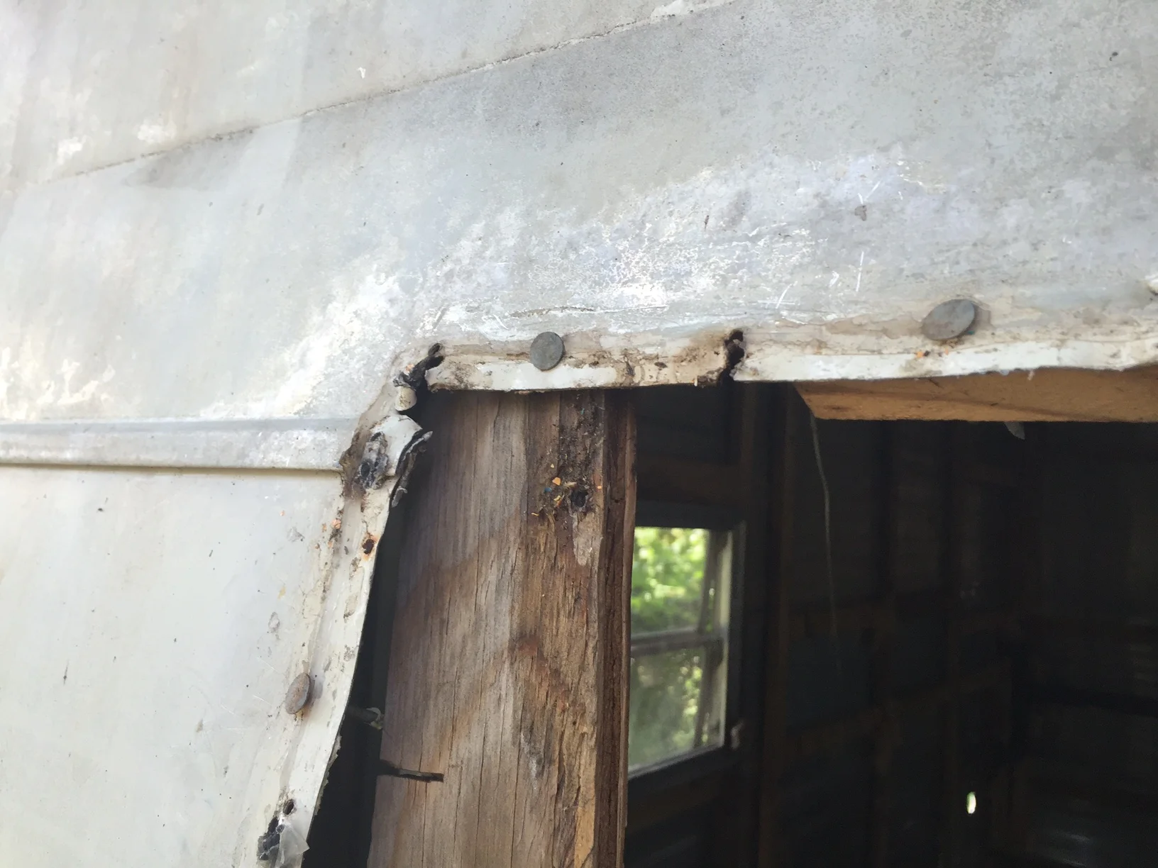 Here's where they used roofing nails. (WHYYYY???)