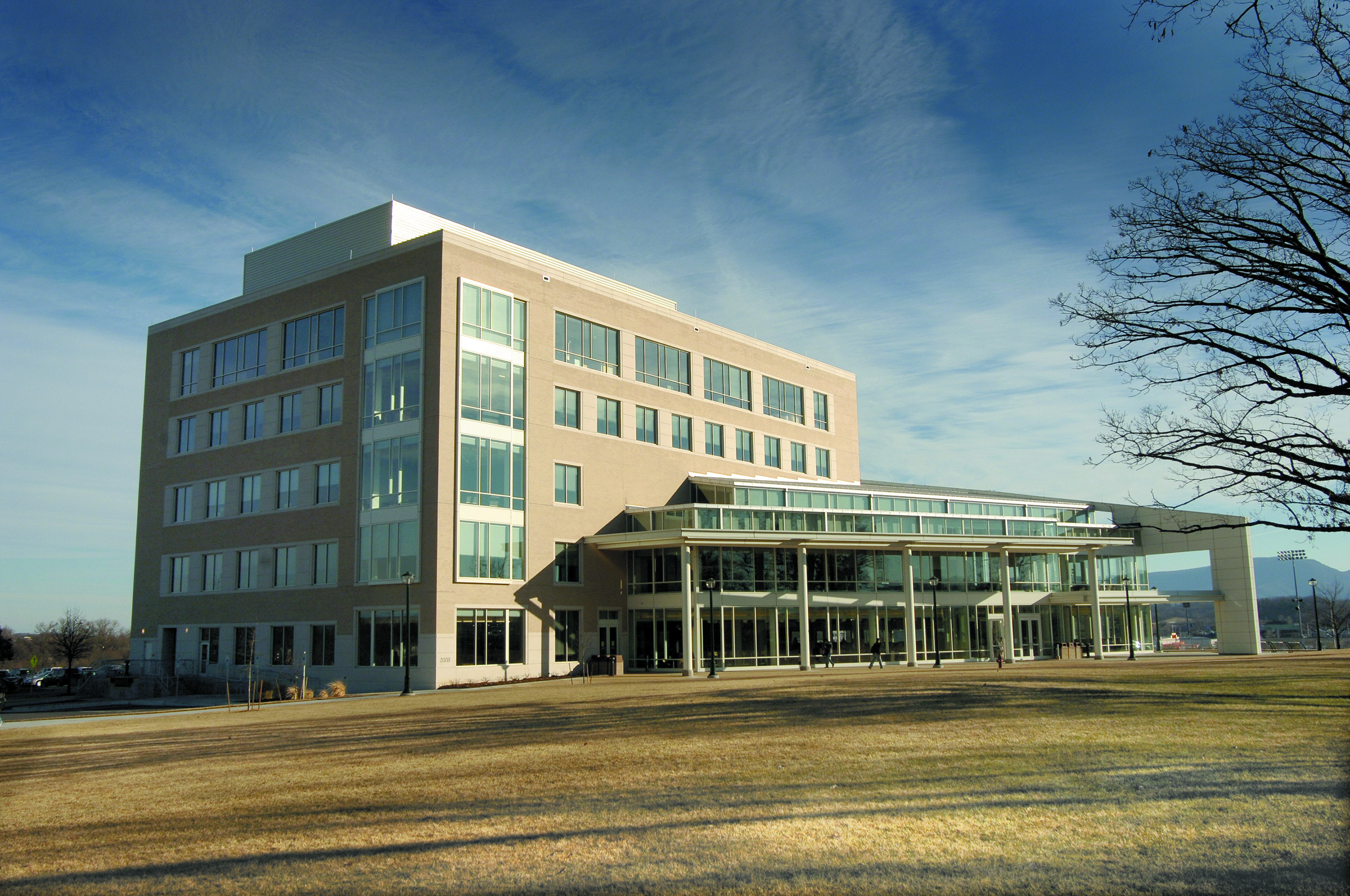 JMU CISAT Library & Dining Hall Exterior
