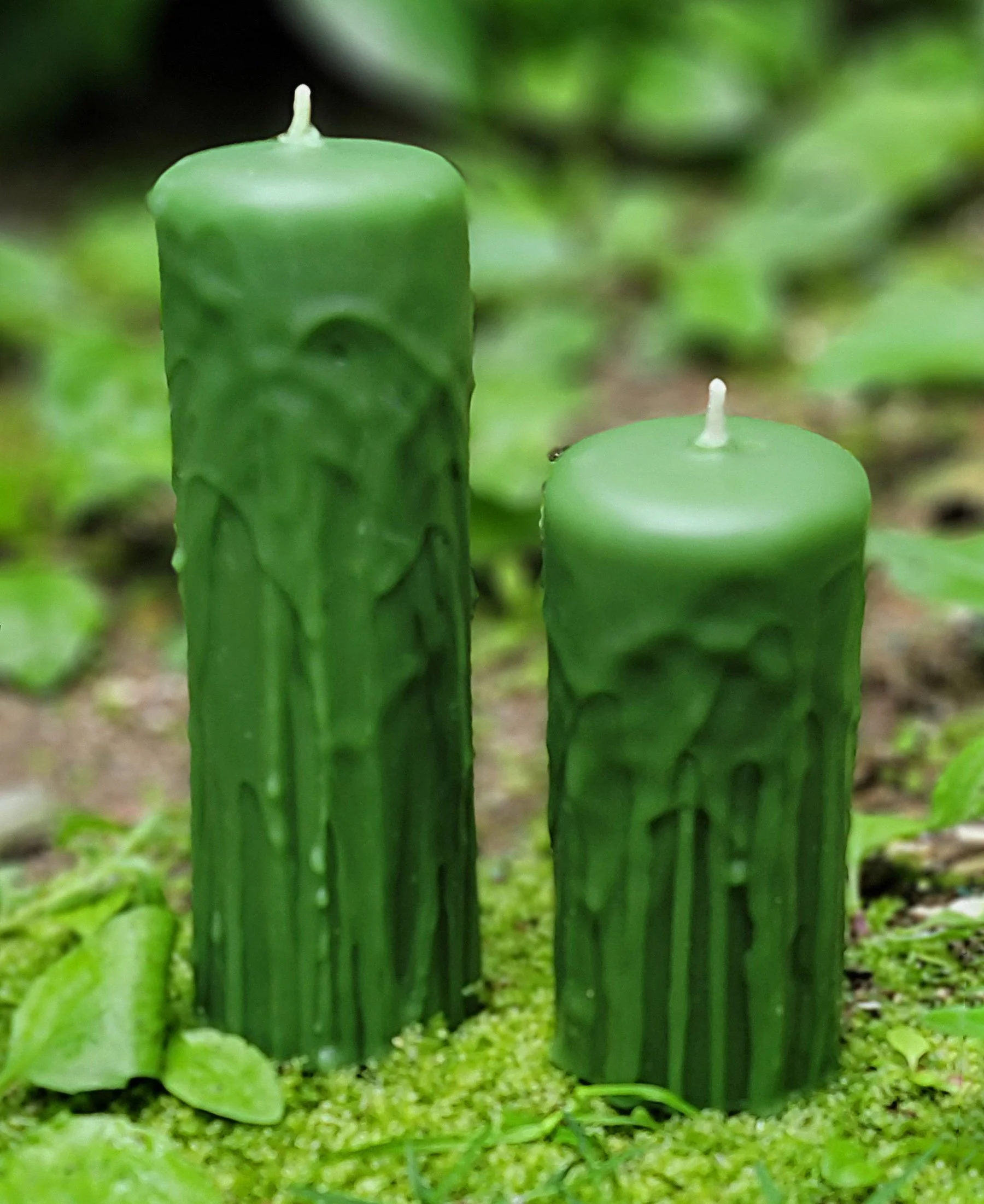 Green - Chrysalis Thin Dripped Pillar