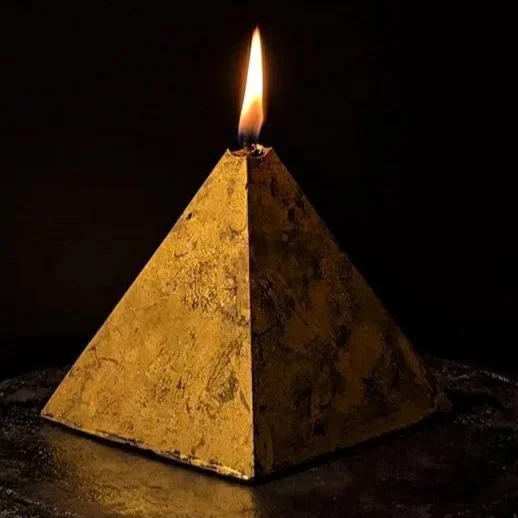 24k%2BGold%2Band%2BBlack%2BWax%2BPyramid%2BVID%2BLit%2BSML.jpg