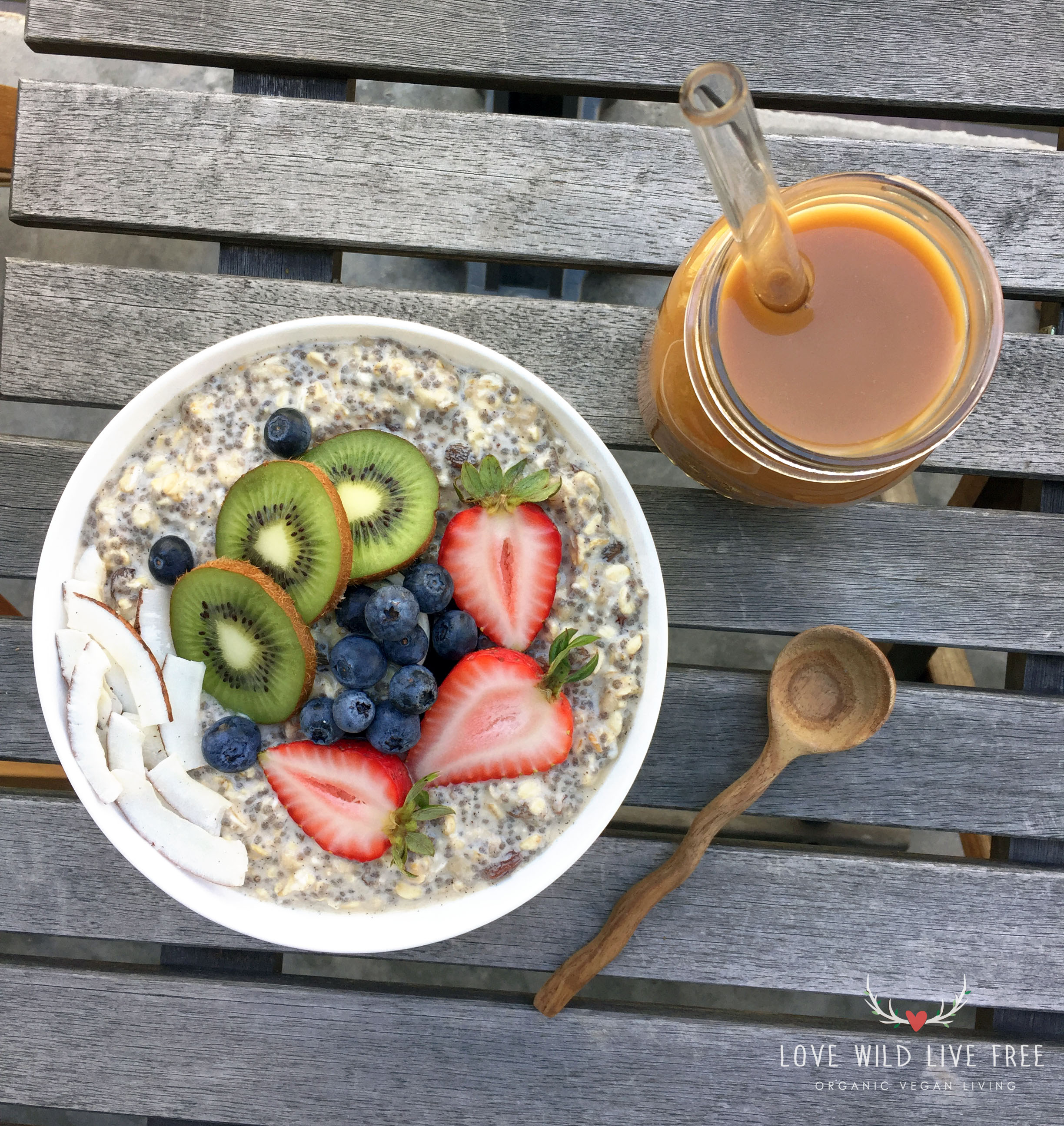 Vanilla-Cinnamon Overnight Oats are an easy to make grab-and-go breakfast. Also pictured above, local Toronto Hatch Cold Brew Coffee with The Chufa Co. tigernut milk. Photo by Love Wild Live Free.