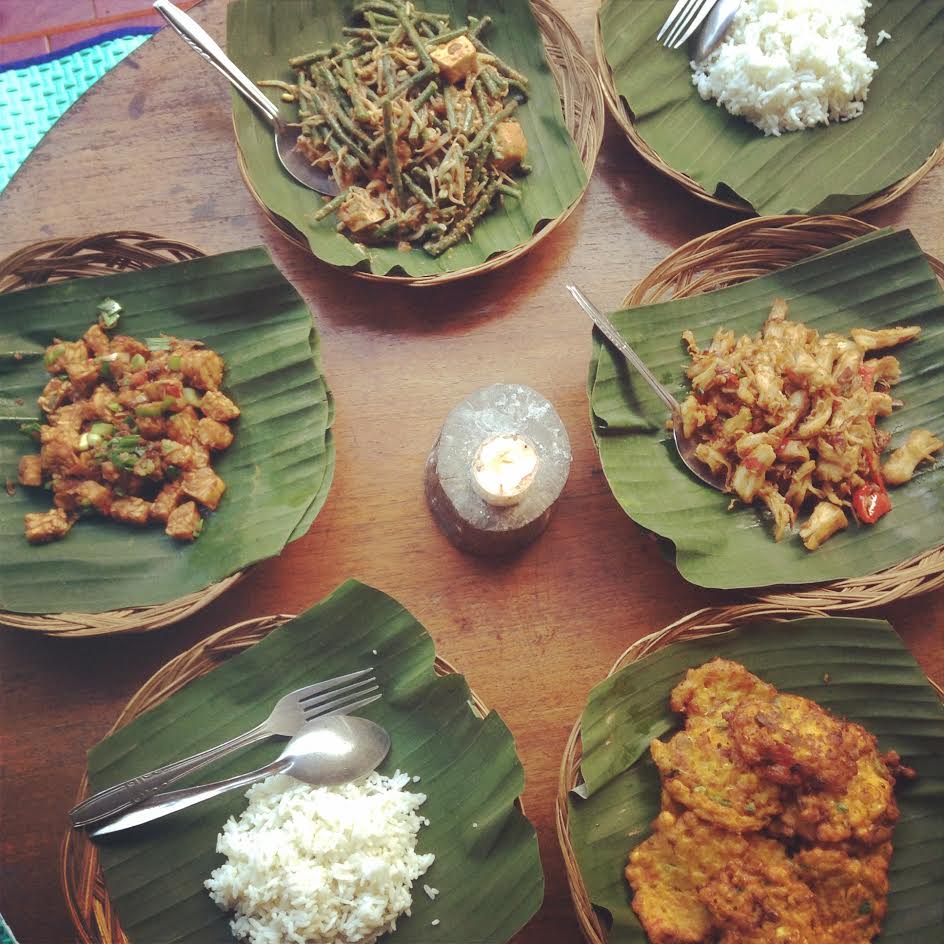 Some of the delicious, Balinese food that Cassandra cooked up during a cooking class where including vegetable dishes with rice, fried tempeh and chickpea flour fritters. Photo by: Cassandra Ciarallo.