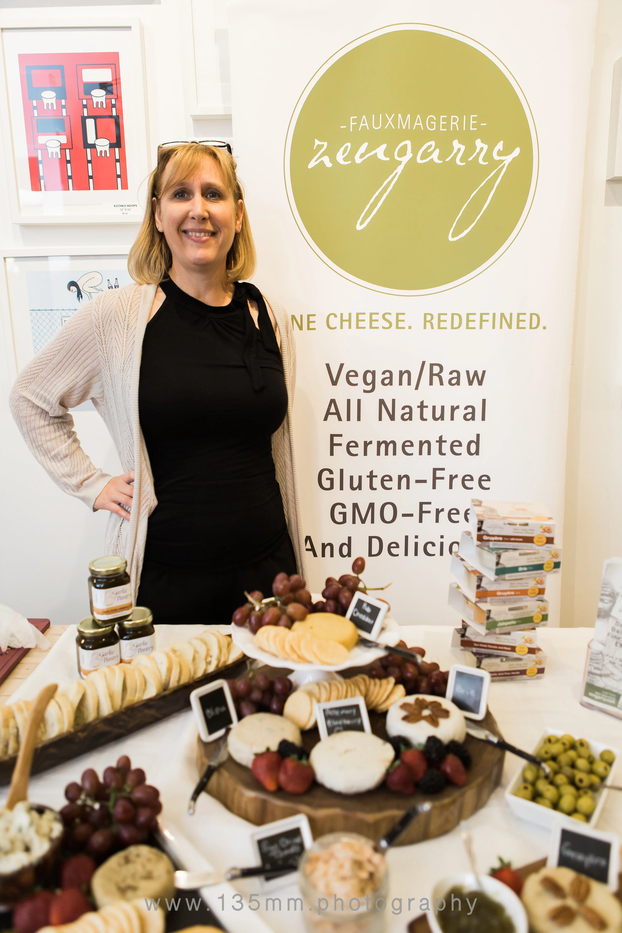 Delicious vegan artizan cheeses by Zengarry Fauxmage . Photo by: 135mm Photography .