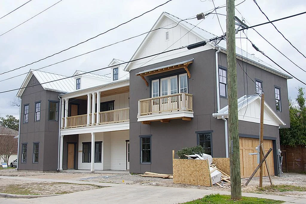 600 Peddie is an elegant transitional offering distinctive for its area yet with all of the charm & attention to detail that is the Smith Family Homes' signature. Construction photo taken 1/25/16.