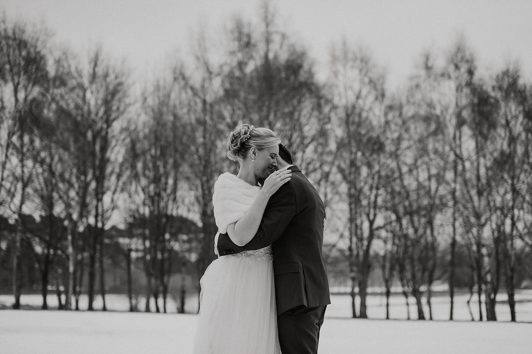 Wedding photographer in Kent with Anne &amp; Mark at Westerham Golf Club.