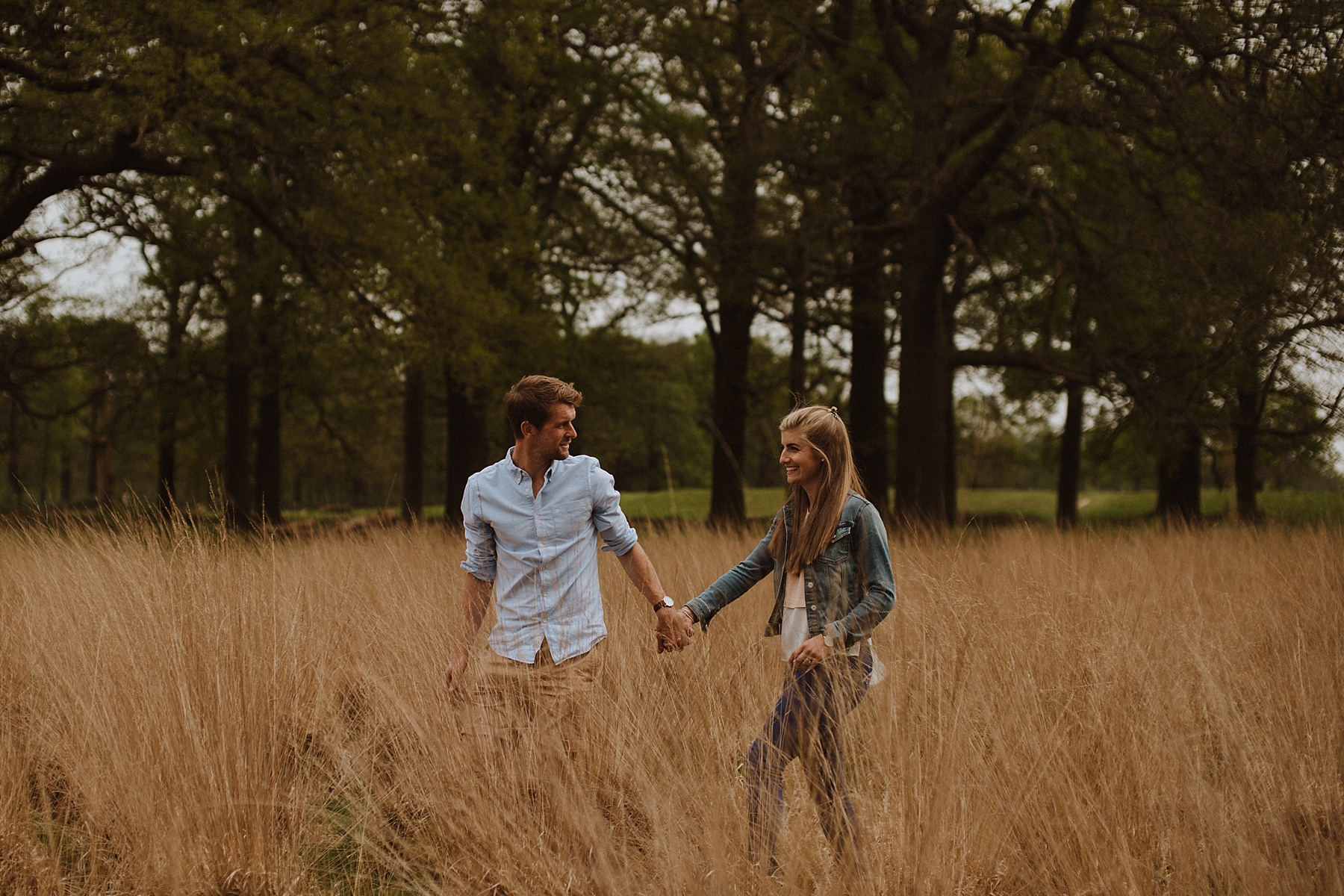 engagement shoot in richmond park