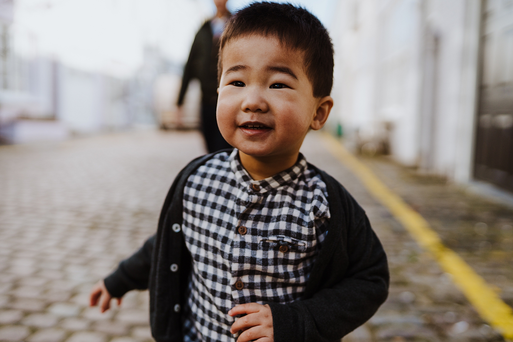 Natural family photographer in London