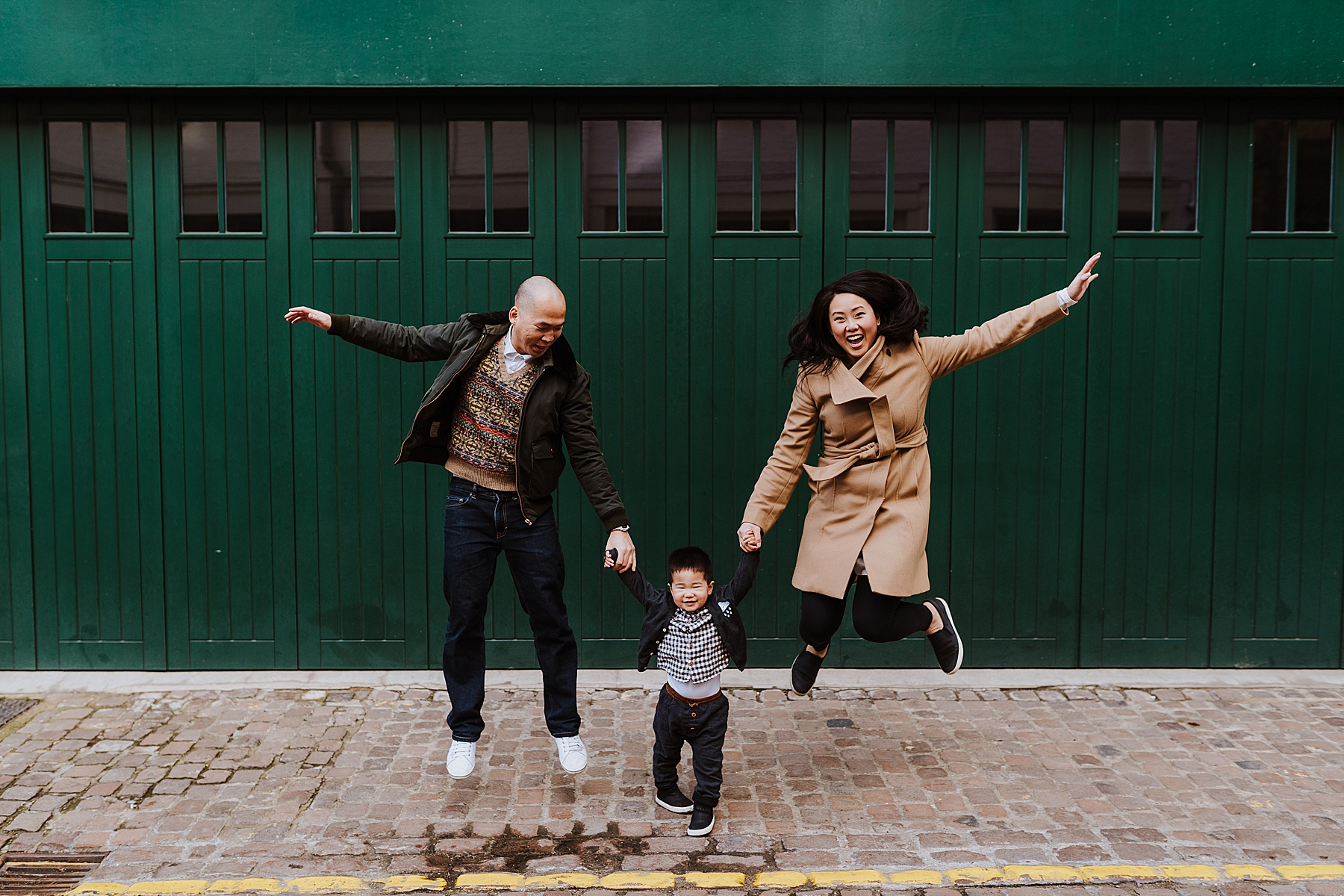 Natural family photographer in London