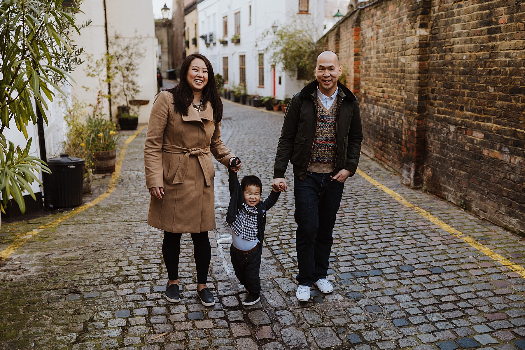 Natural family photographer in London