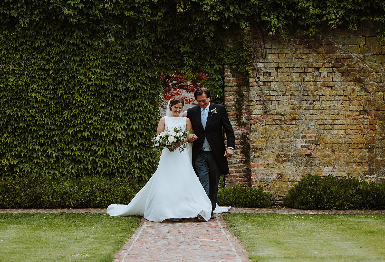 Eastwell Manor wedding photography. Wedding photographer in Kent.