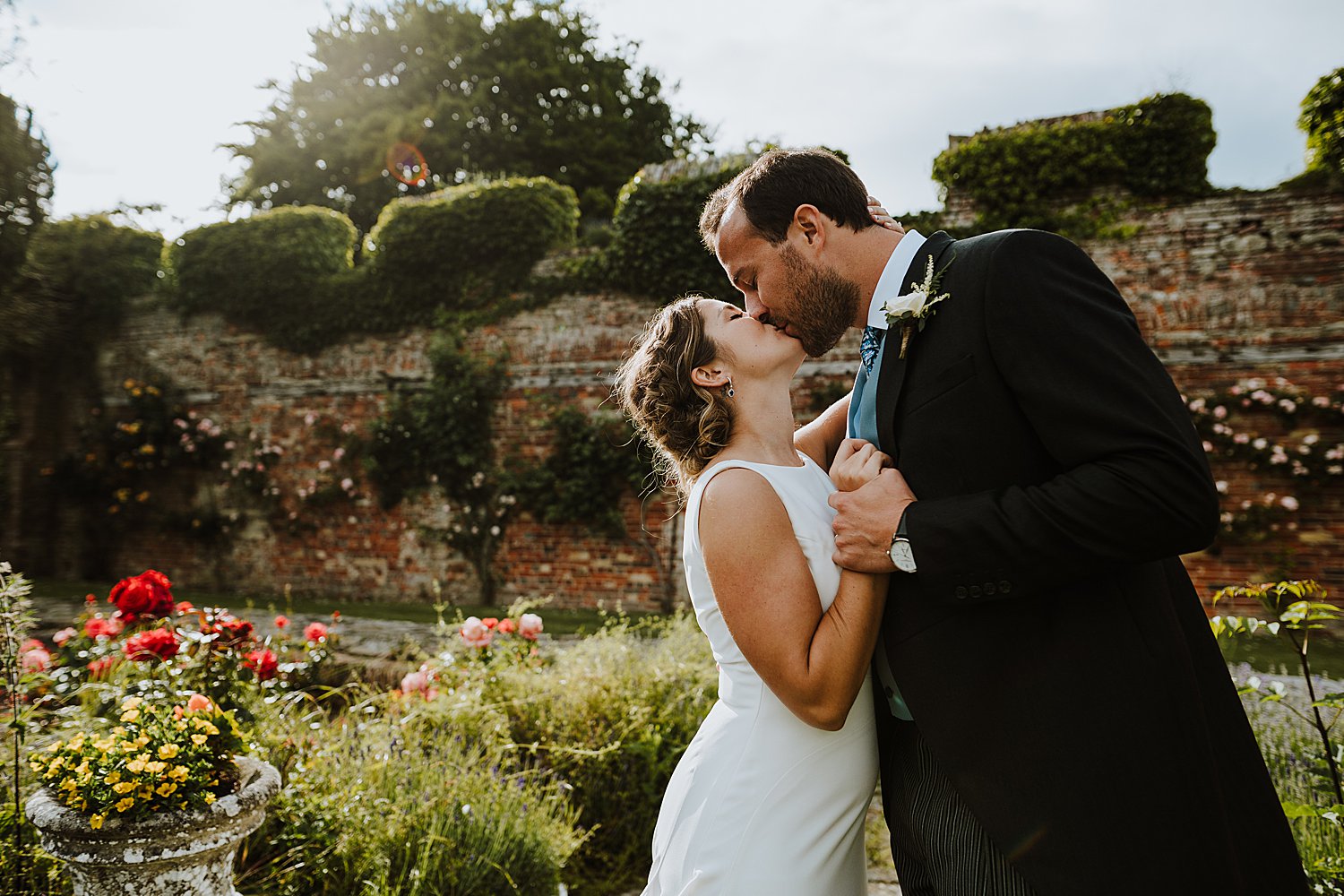 Eastwell Manor wedding photography. Wedding photographer in Kent.