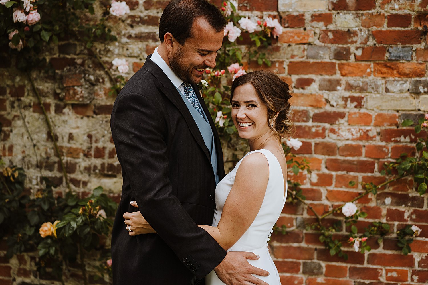 Eastwell Manor wedding photography. Wedding photographer in Kent.