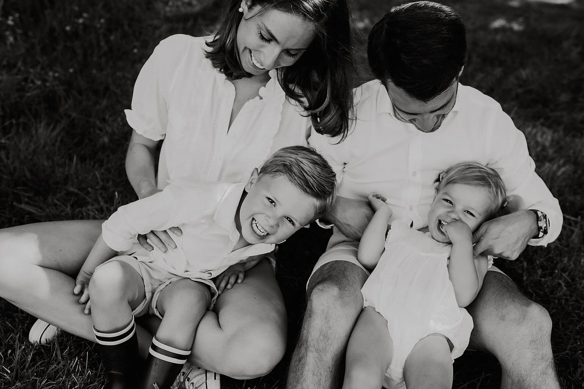 Family photographer in London with the Barbier family.