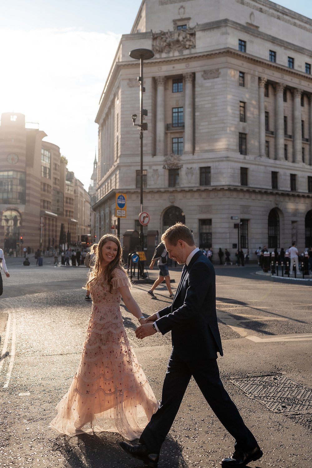 couple photo shoot in london ideas