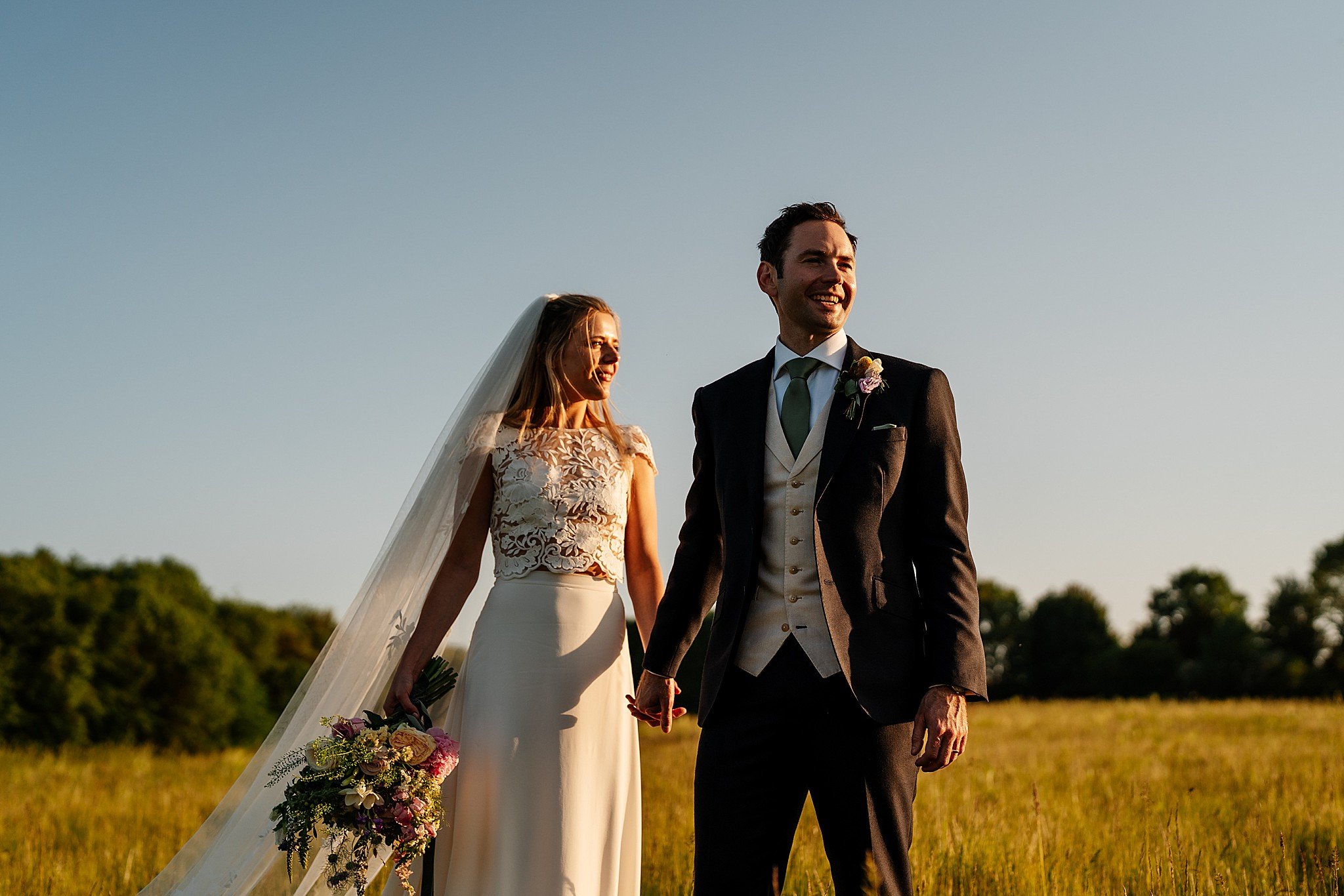 Cotswolds wedding photography at Leys Farm, Swerford.