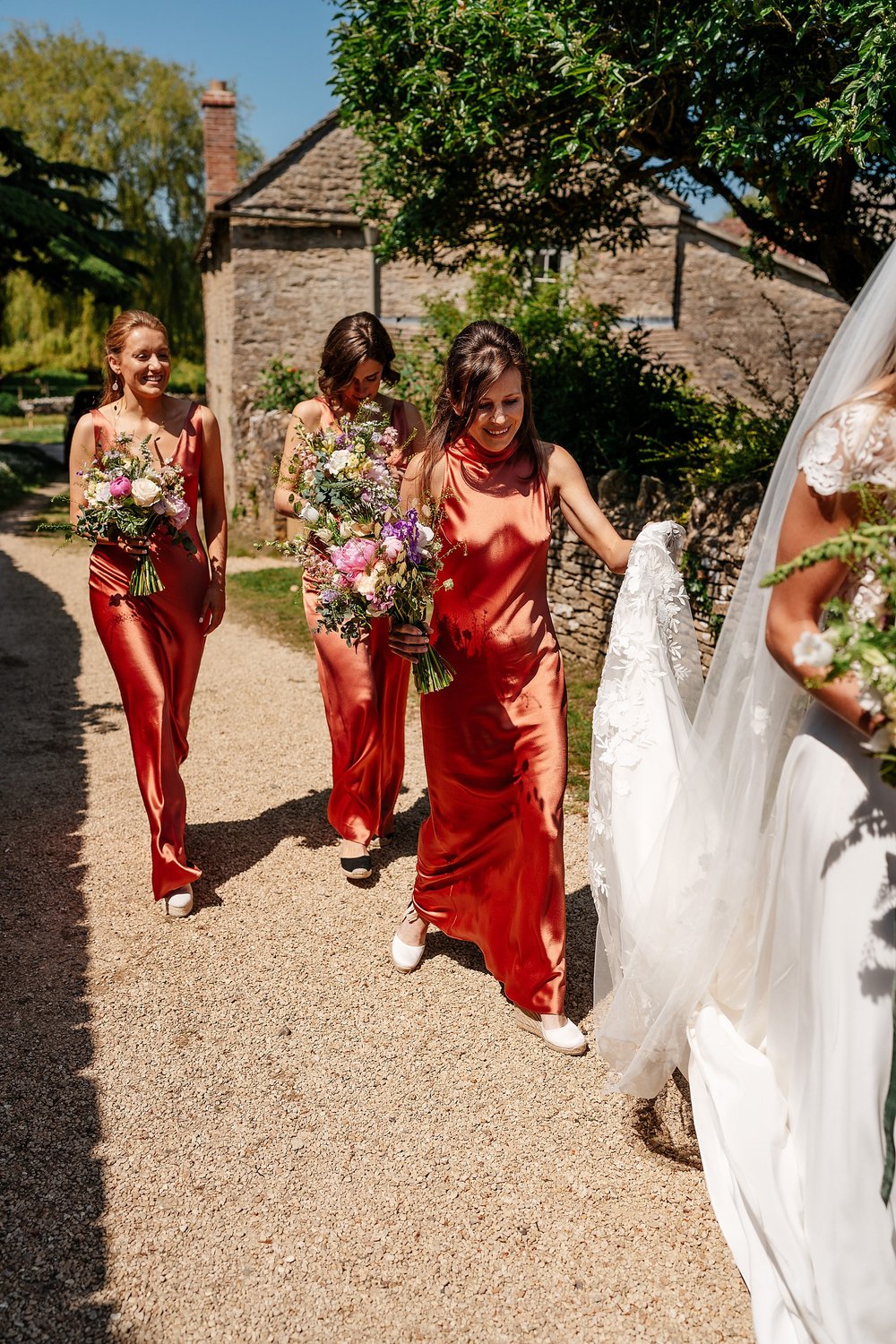 Cotswolds wedding photography at Leys Farm, Swerford.