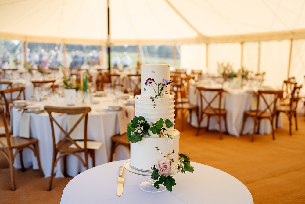 Cotswolds wedding photography at Leys Farm, Swerford.