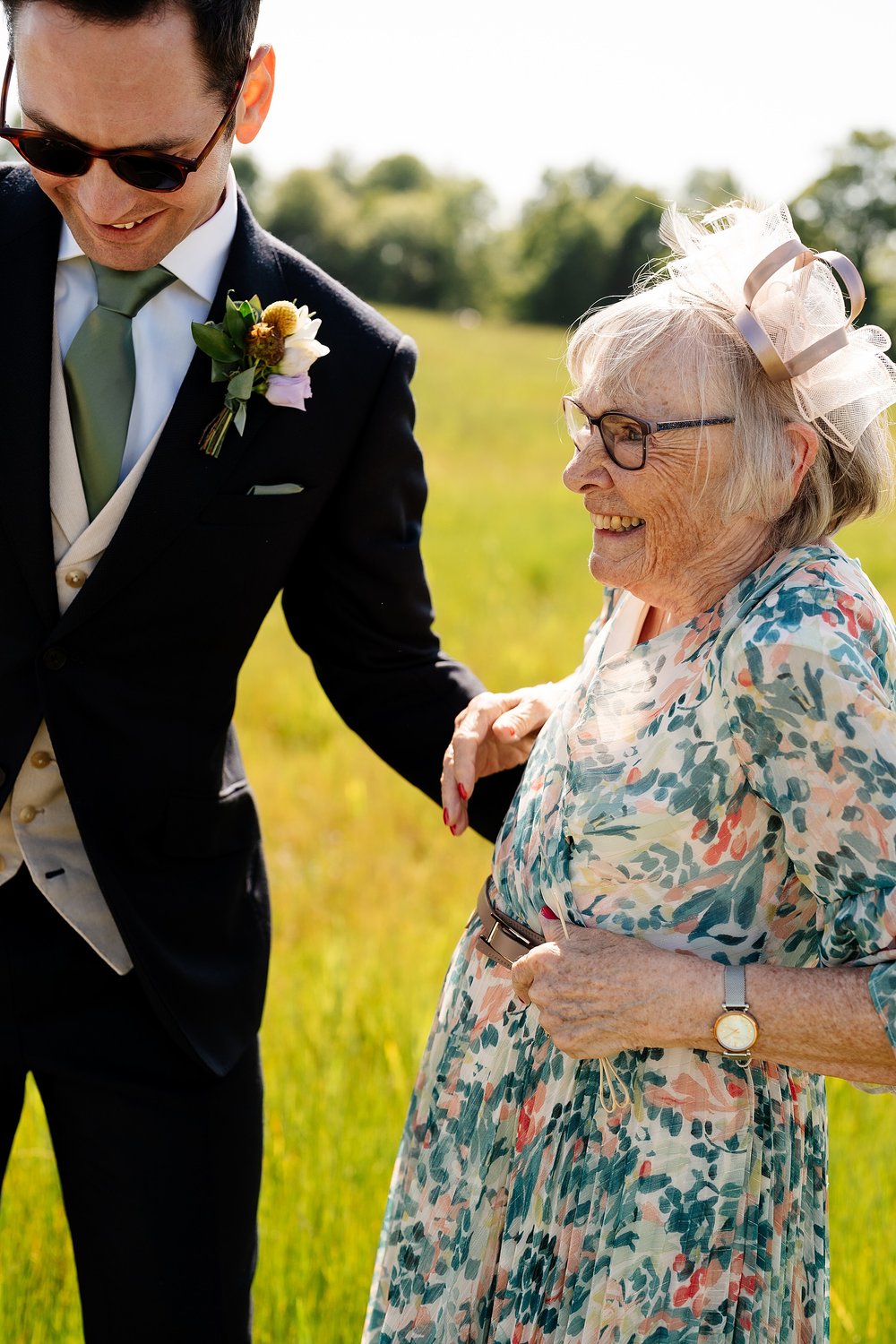 Cotswolds wedding photography at Leys Farm, Swerford.