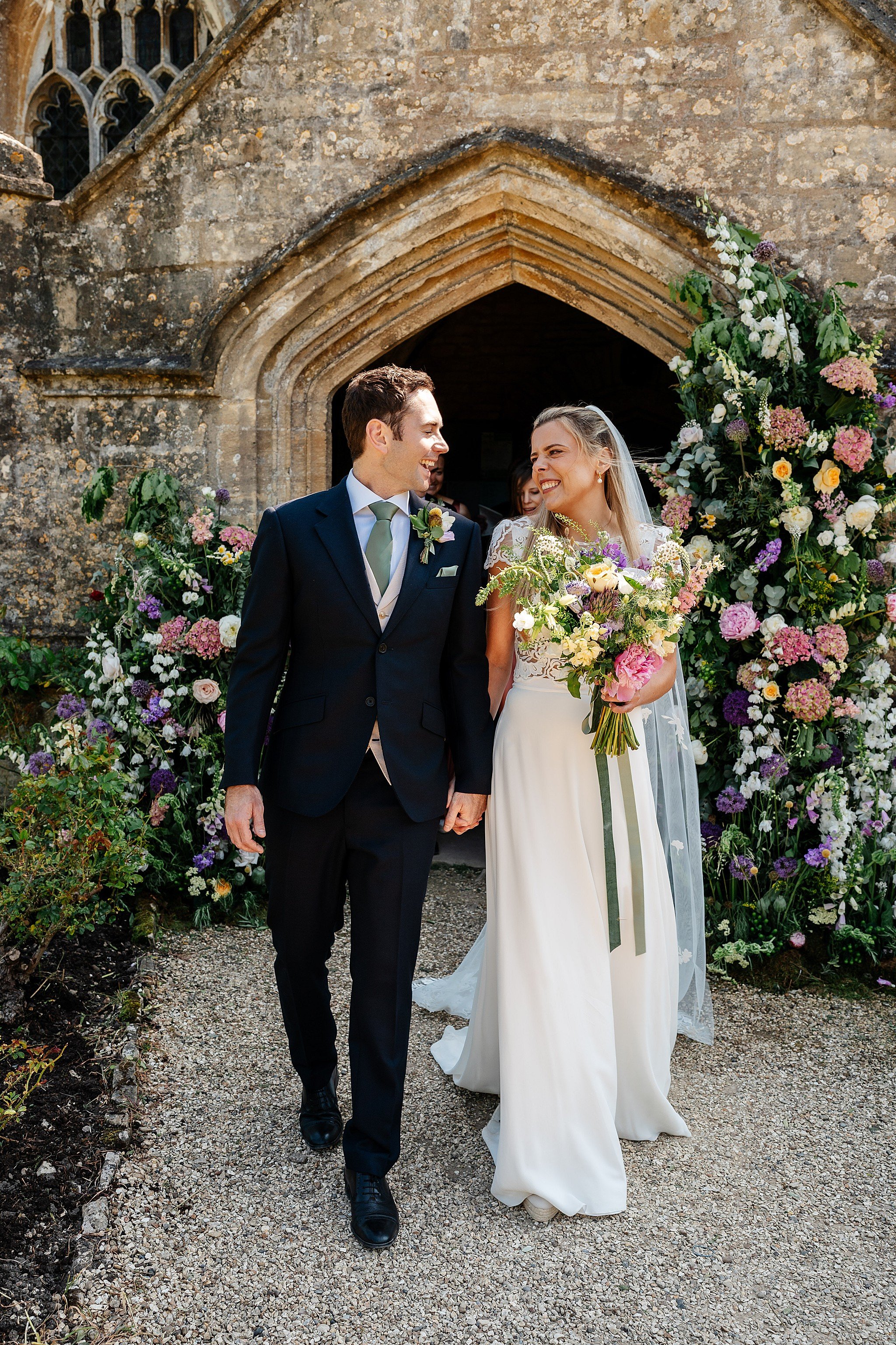 Cotswolds wedding photography at Leys Farm, Swerford.