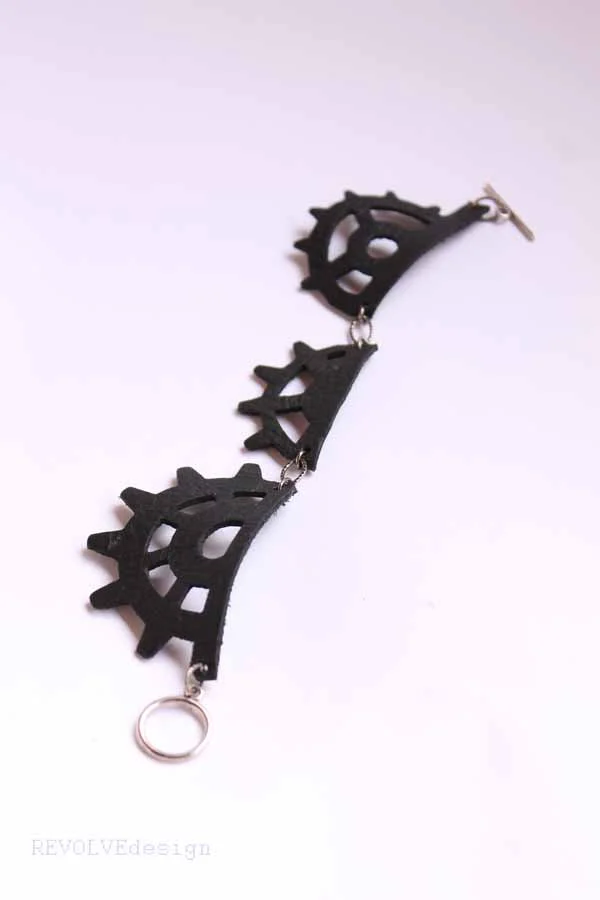 ss17 wrist gears waxed hinged blk.jpg