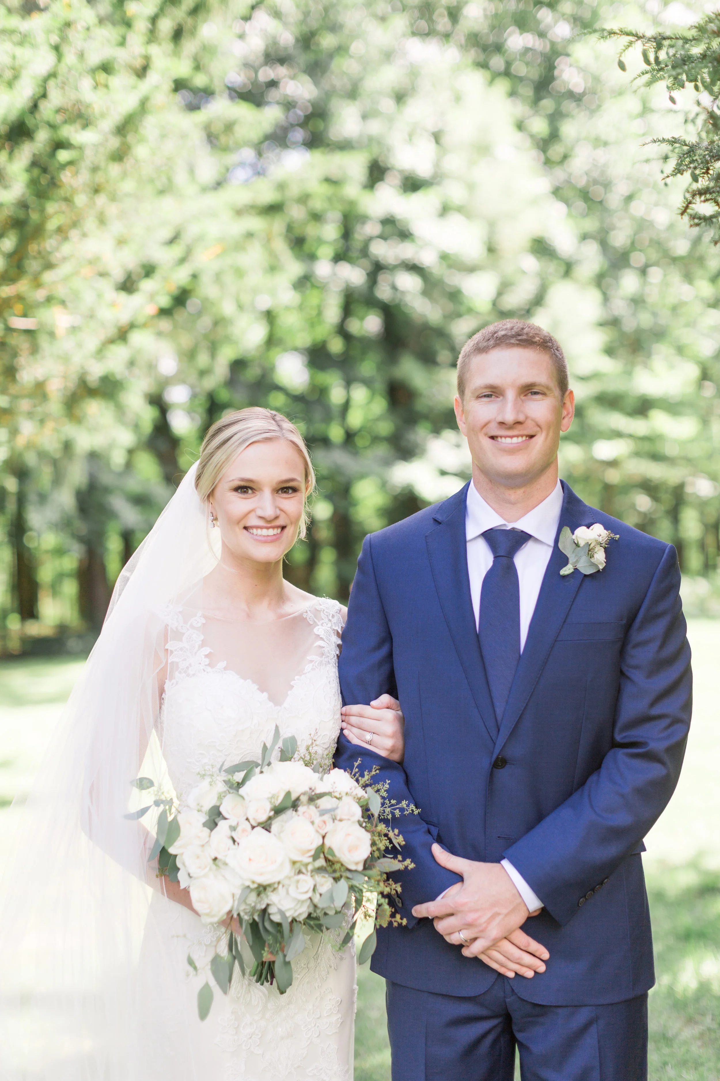 taylormarieparker_michiganweddingphotographer_oliviaanddrew-585.jpg