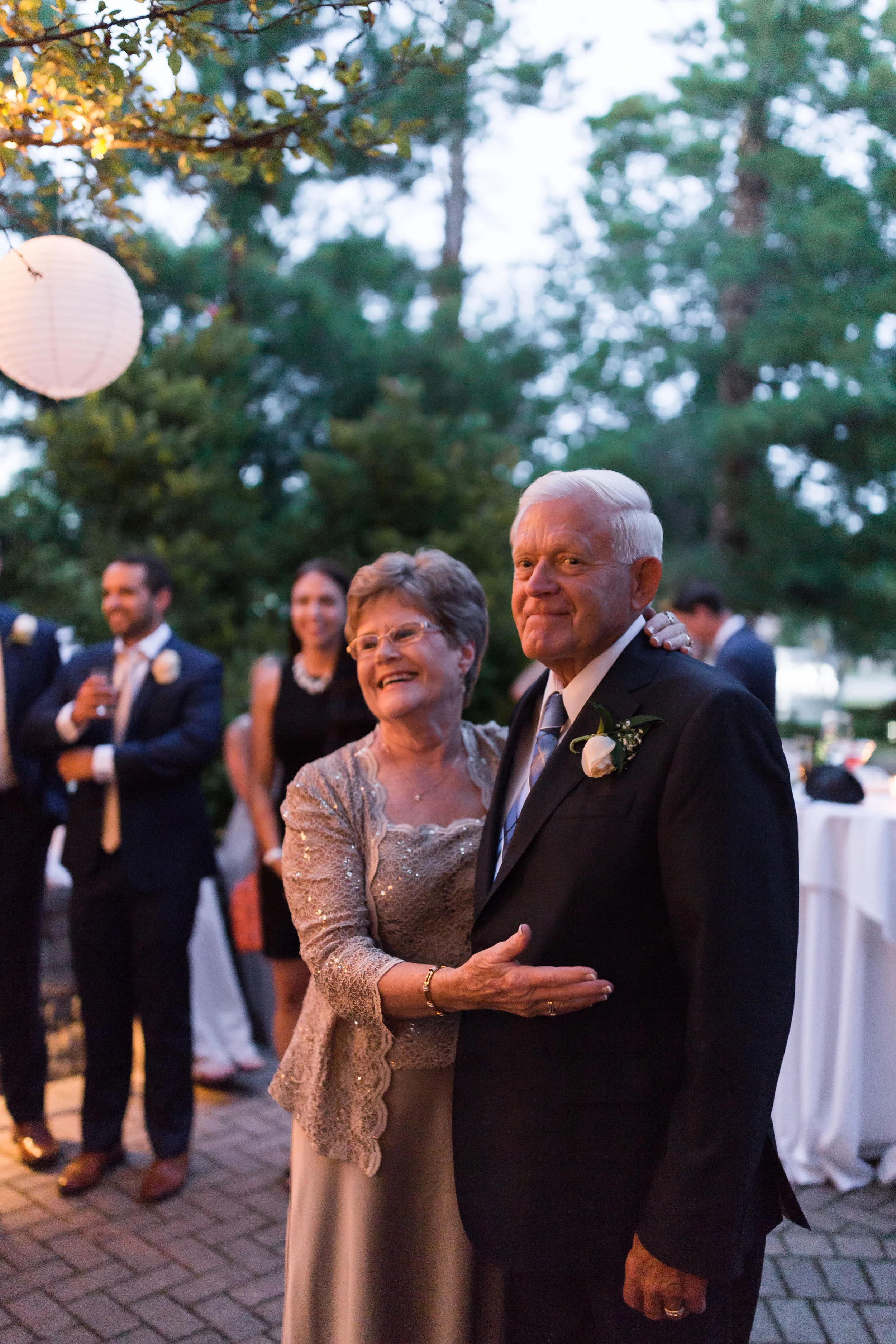 taylormarieparker_michiganweddingphotographer_oliviaanddrew-860.jpg