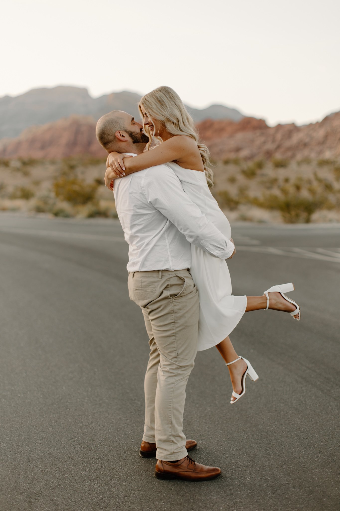 red-rock-canyon-elopement_las-vegas-nevada_taylor-marie-parker-28.jpg