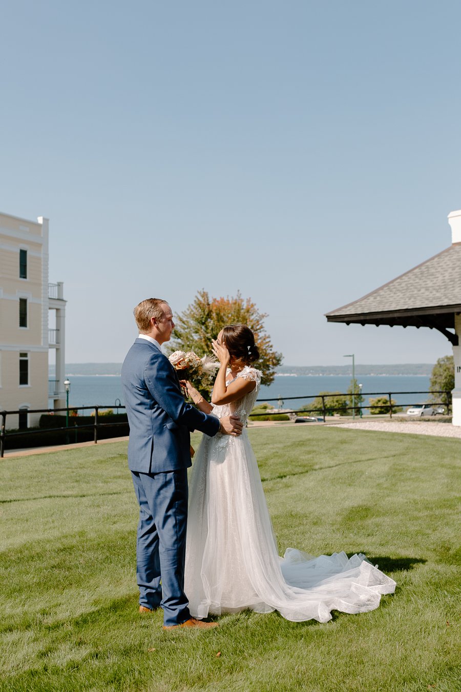 staffords-perry-hotel-wedding-petoskey-michigan-181.jpg