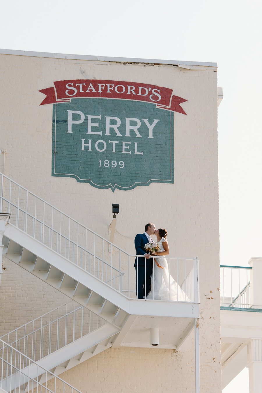 staffords-perry-hotel-wedding-petoskey-michigan-256.jpg