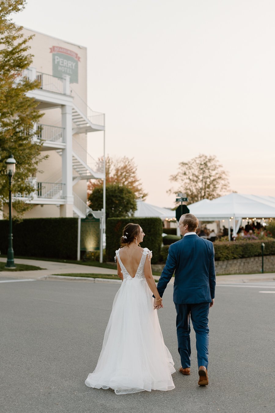 staffords-perry-hotel-wedding-petoskey-michigan-515.jpg