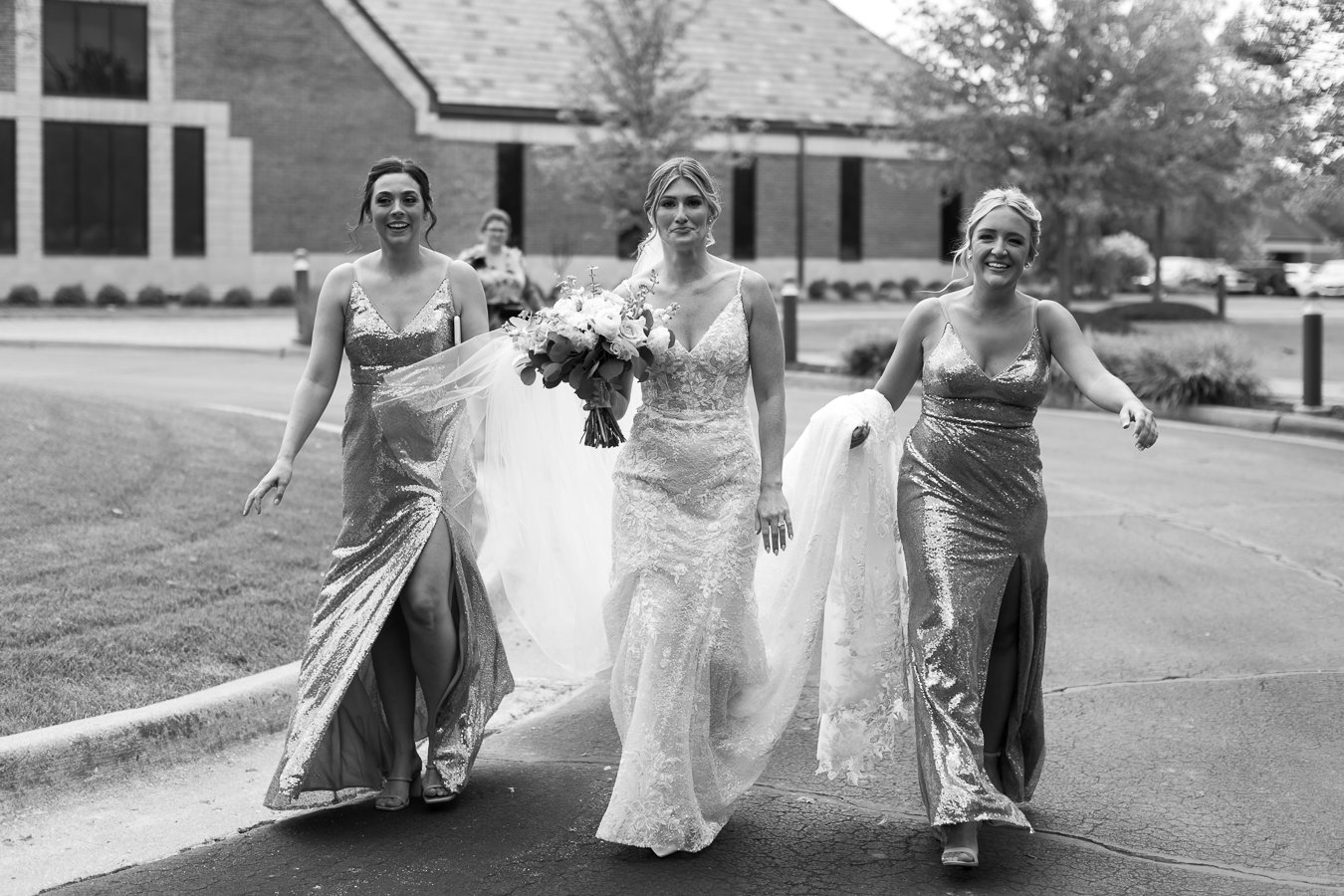 walnut-creek-country-club-wedding-south-lyon-michigan-55.jpg