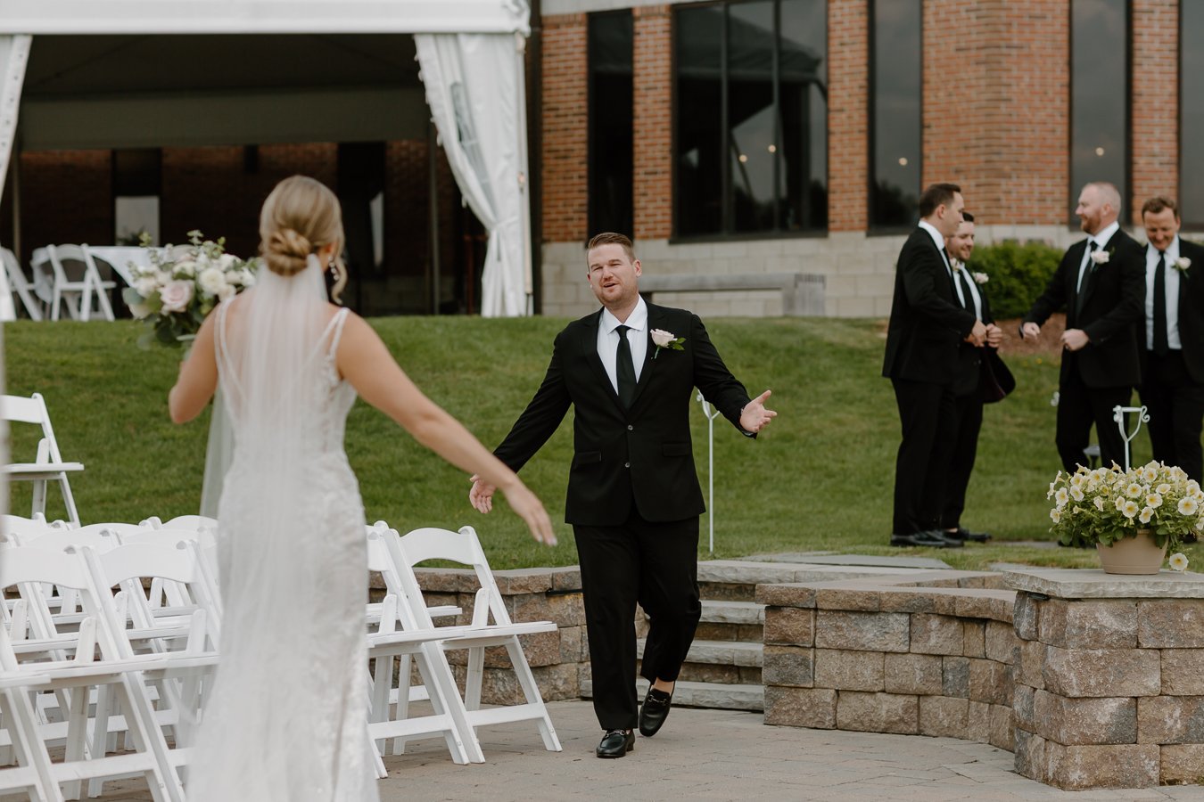 walnut-creek-country-club-wedding-south-lyon-michigan-98.jpg