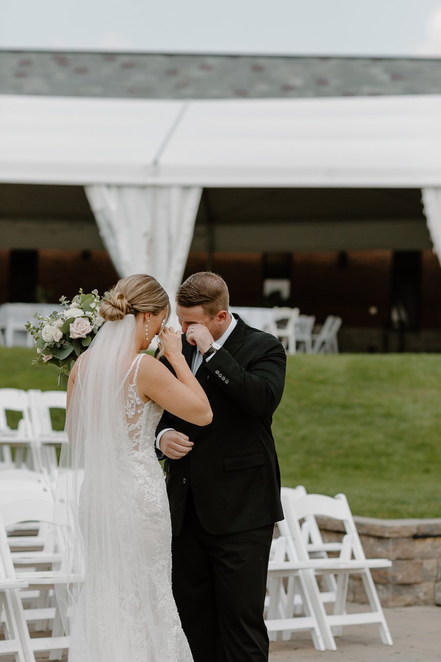 walnut-creek-country-club-wedding-south-lyon-michigan-102.jpg