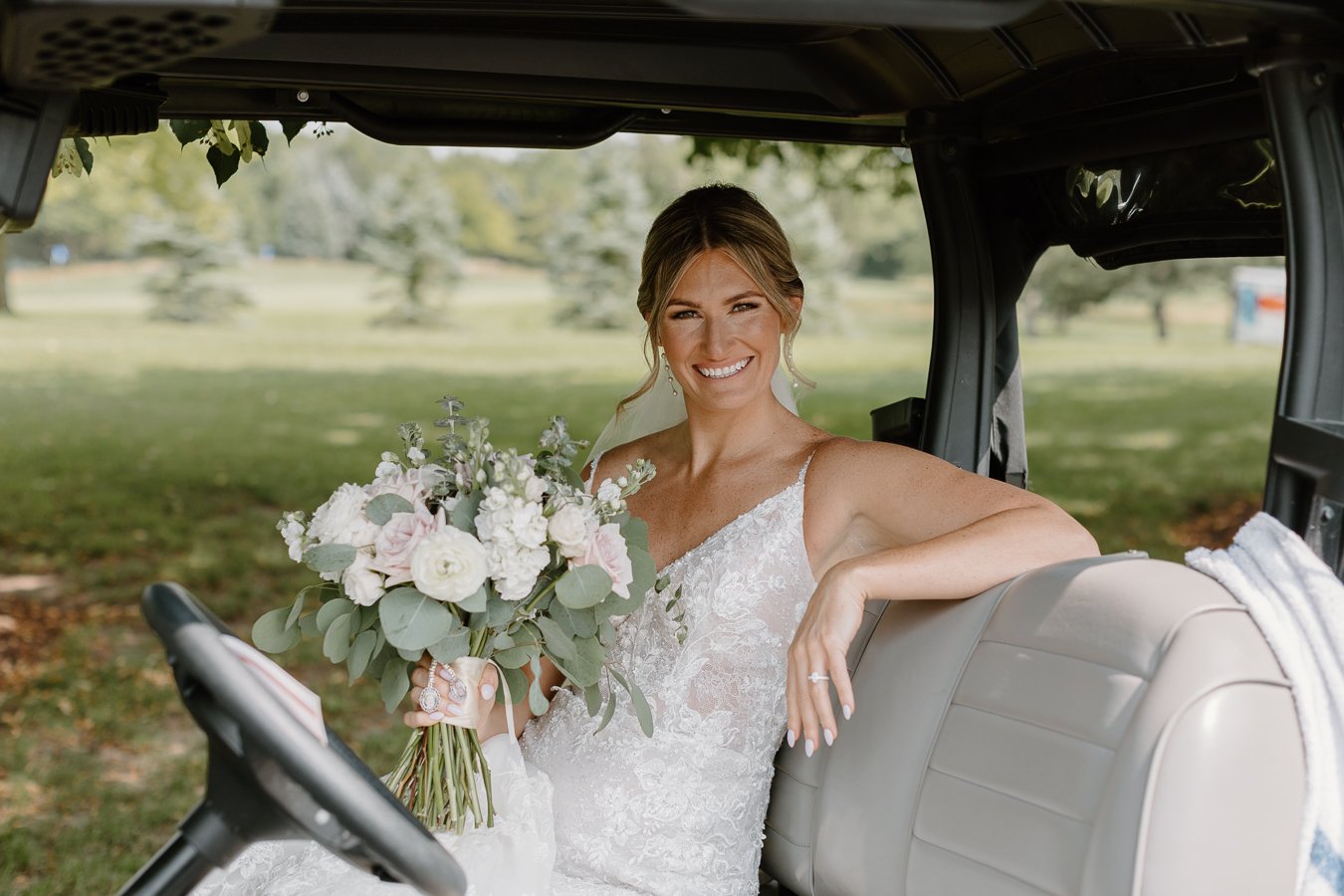 walnut-creek-country-club-wedding-south-lyon-michigan-154.jpg