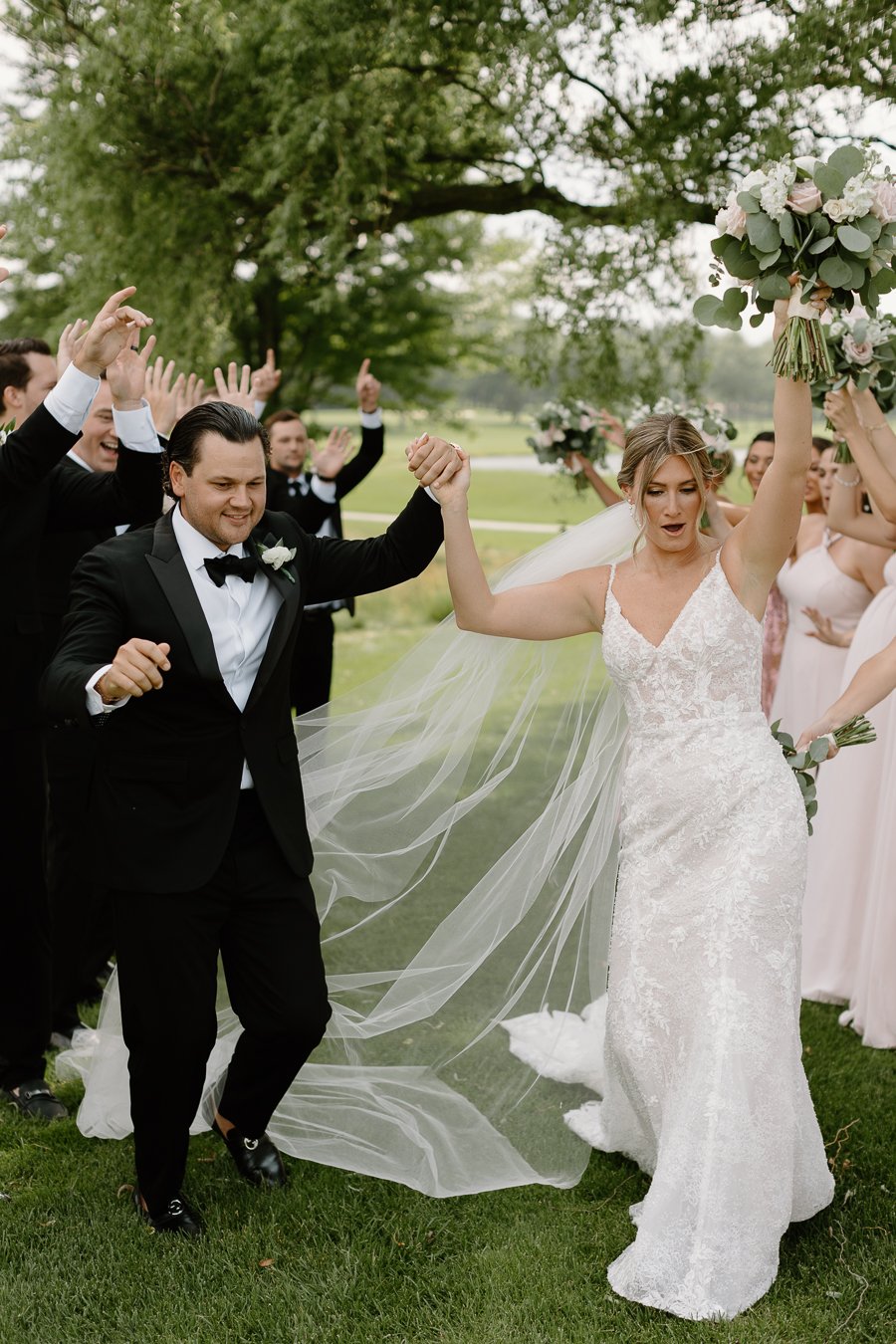 walnut-creek-country-club-wedding-south-lyon-michigan-161.jpg
