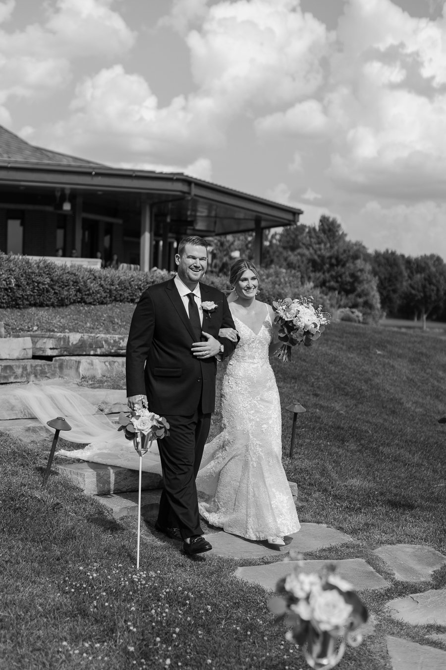 walnut-creek-country-club-wedding-south-lyon-michigan-203.jpg