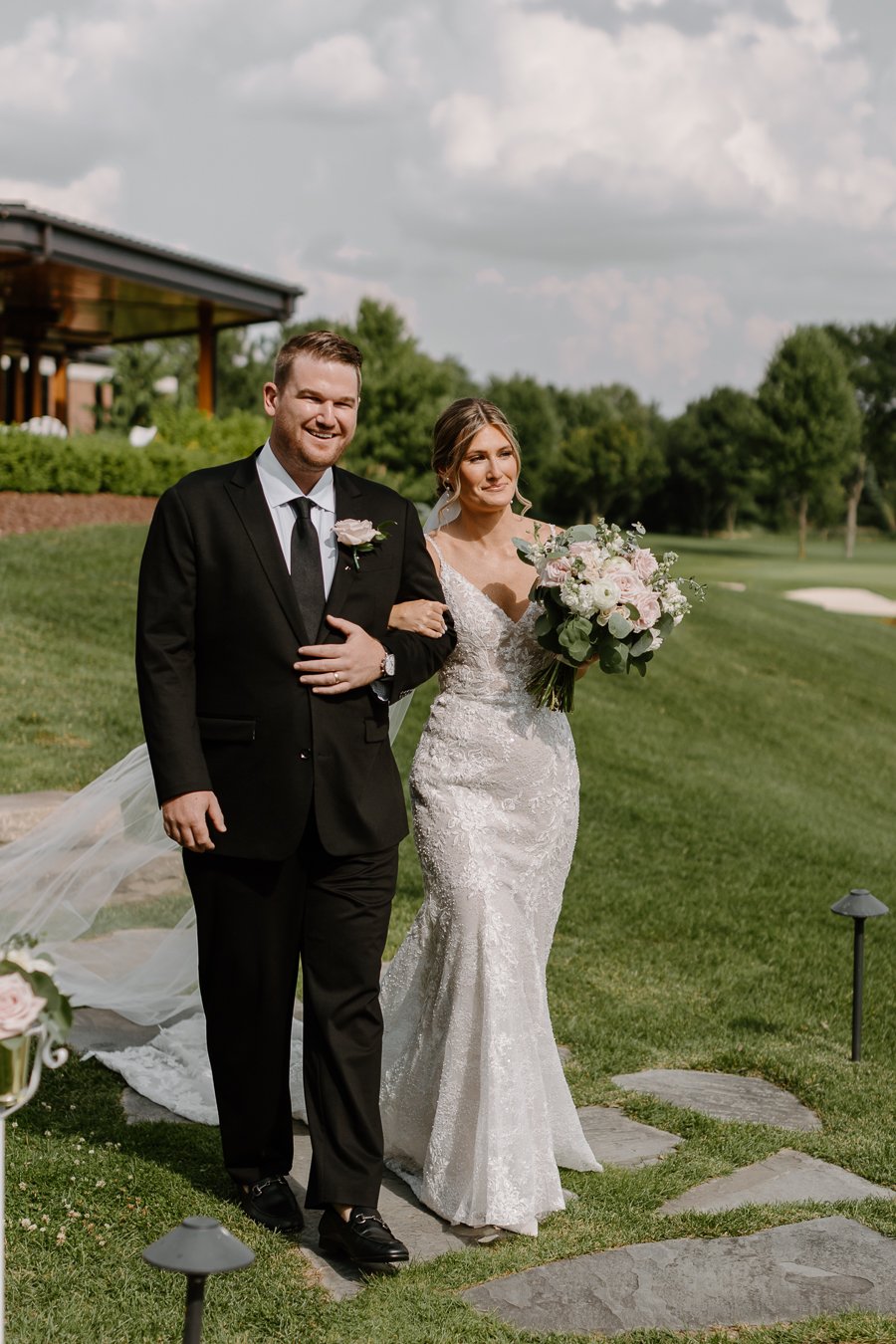walnut-creek-country-club-wedding-south-lyon-michigan-204.jpg