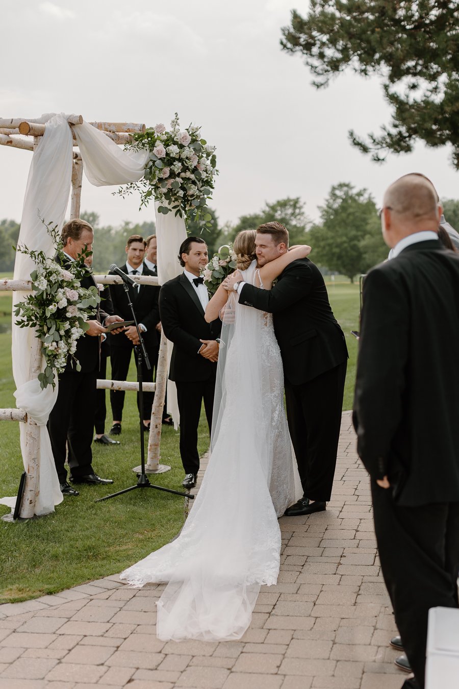 walnut-creek-country-club-wedding-south-lyon-michigan-210.jpg